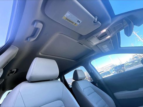 Used 2025 Honda CR-V EX-L image 12