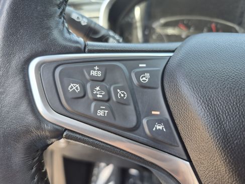 Used 2020 Chevrolet Equinox Premier AWD/4WD image 27