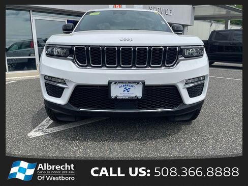 New 2025 Jeep Grand Cherokee Limited AWD/4WD image 8