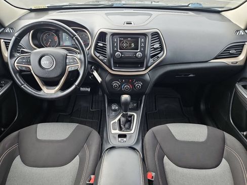 Used 2016 Jeep Cherokee Sport AWD/4WD image 22