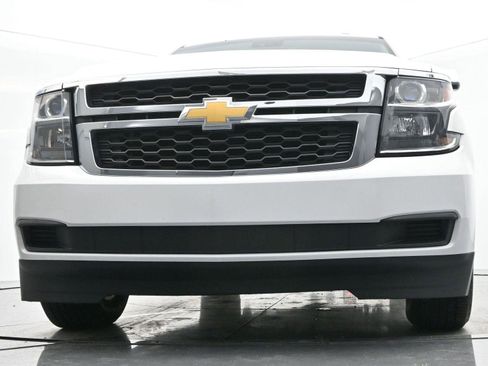 Used 2015 Chevrolet Suburban LT image 53
