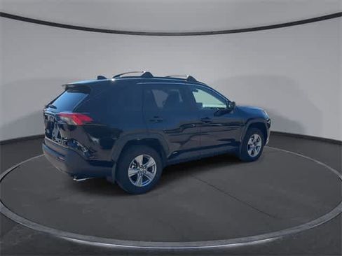 Used 2025 Toyota RAV4 LE image 8