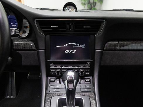 Used 2015 Porsche 911 GT3 image 15
