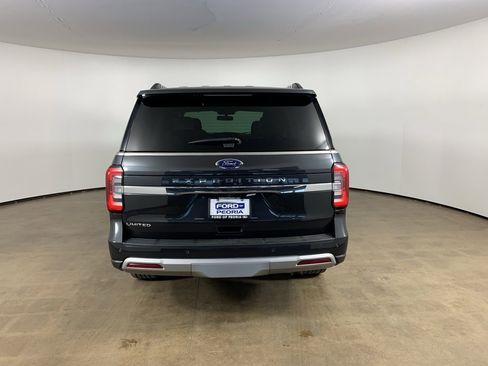 Used 2023 Ford Expedition Limited image 10