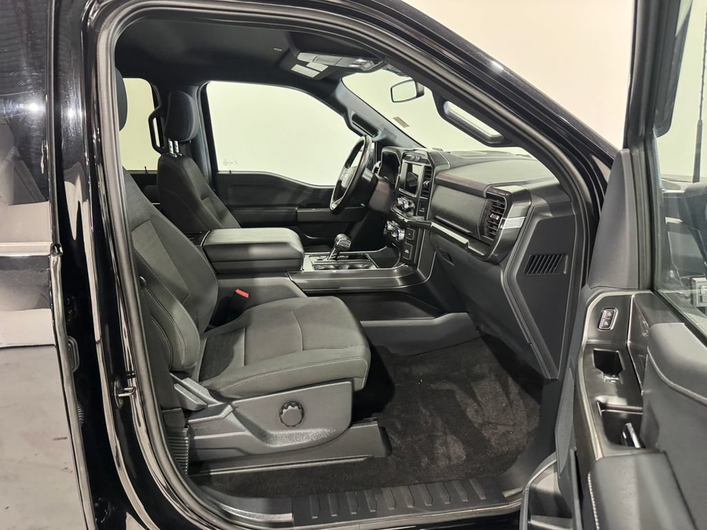 Used 2022 Ford F150 XLT w/ Equipment Group 301A Mid AWD/4WD image 22