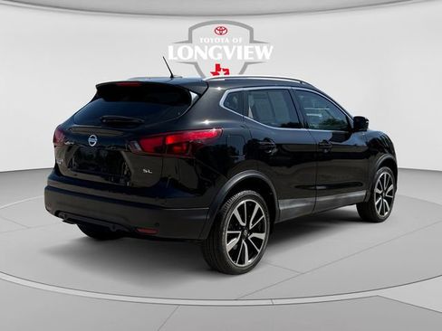 Used 2019 Nissan Rogue Sport SL w/ Premium Package FWD image 5