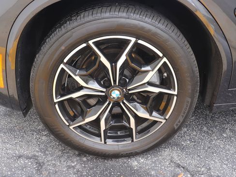 Used 2024 BMW X3 xDrive30i image 42