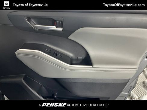Certified 2026 Toyota Highlander XLE AWD/4WD image 25