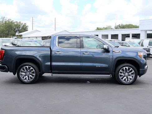 Certified 2022 GMC Sierra 1500 Denali w/ Denali Premium Package AWD/4WD image 10