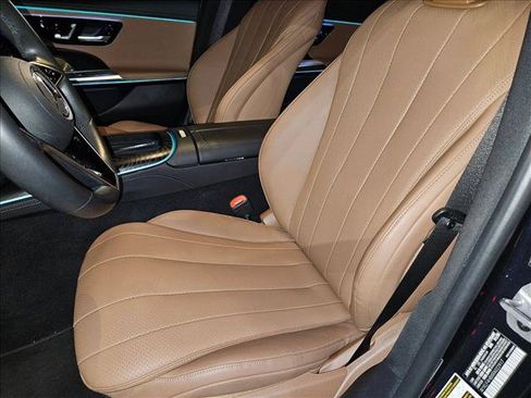 Used 2024 Mercedes-Benz E 350 4MATIC Sedan image 13