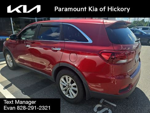 Used 2020 Kia Sorento LX AWD/4WD image 2