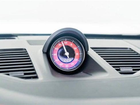 Used 2025 Porsche 911 Carrera GTS image 12