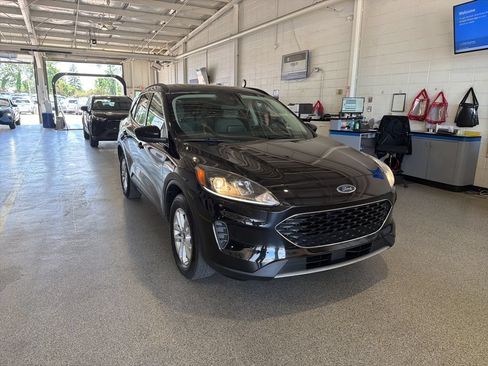 Used 2020 Ford Escape SE AWD/4WD image 2