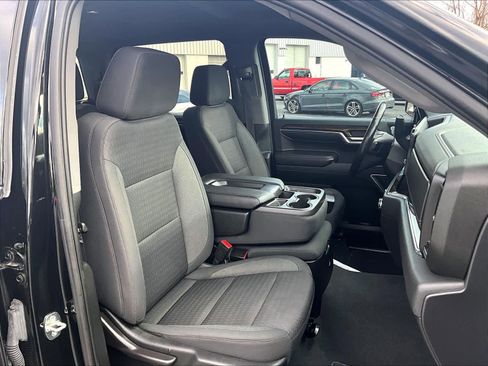Used 2022 GMC Sierra 1500 Elevation image 11