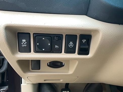 Used 2012 Nissan Maxima 3.5 SV w/ Premium Pkg image 16