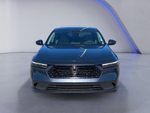 Used 2023 Honda Accord EX image 3
