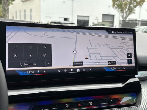 Used 2026 BMW i5 eDrive40 w/ M Sport Package image 27