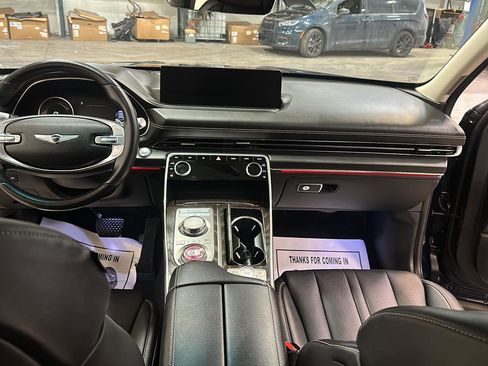 Used 2024 Genesis GV80 2.5T image 26