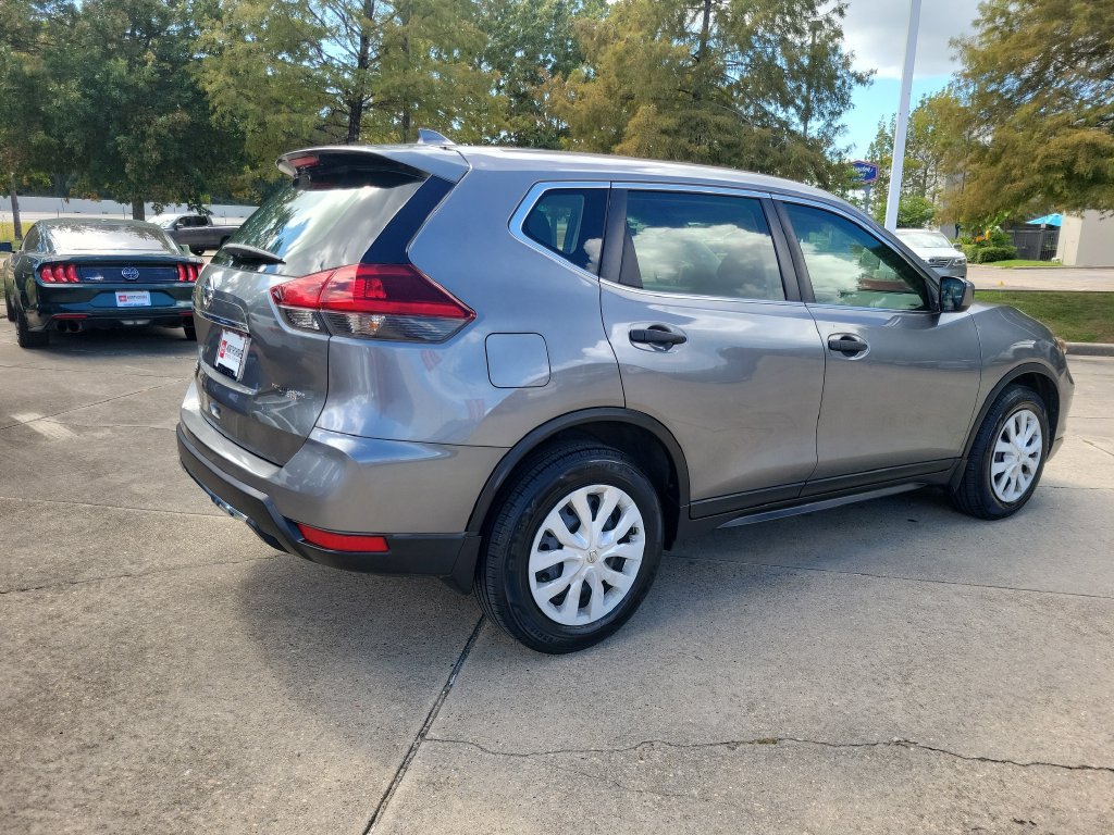 Used 2018 Nissan Rogue S FWD image 7
