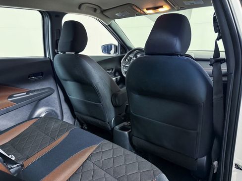 Used 2018 Nissan Kicks SR image 37