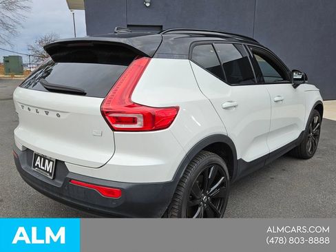 Used 2022 Volvo XC40 P8 Recharge Ultimate AWD/4WD image 9