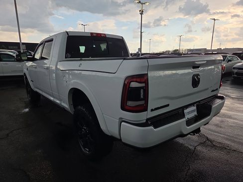 Used 2022 RAM 2500 Laramie AWD/4WD image 5
