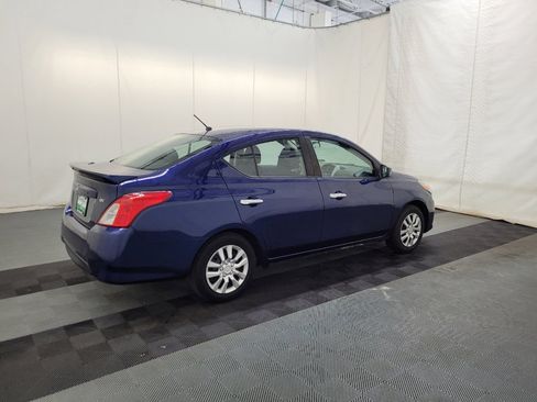 Used 2019 Nissan Versa SV FWD image 10
