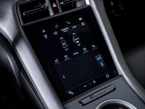 Used 2020 Porsche Taycan Turbo S image 25