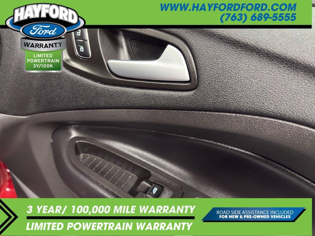 Used 2018 Ford Escape SE w/ SE Sport Appearance Package AWD/4WD image 17
