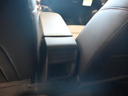 New 2026 Chevrolet Trax RS w/ Sunroof Package FWD image 25