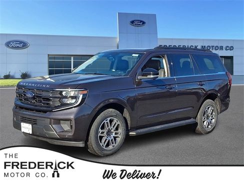 New 2025 Ford Expedition Active image 1