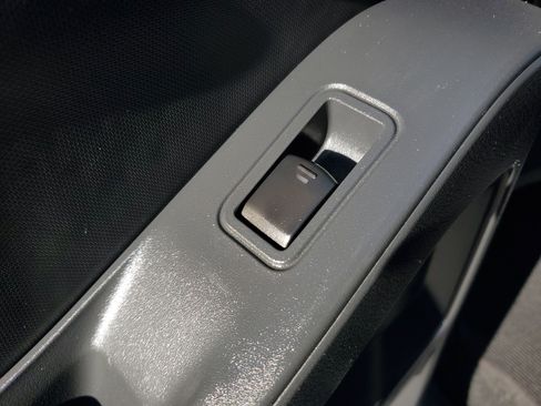 Used 2023 Nissan Frontier Pro-X w/ Technology Package image 15