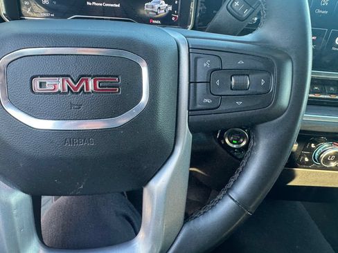 Used 2025 GMC Sierra 1500 SLT AWD/4WD image 22