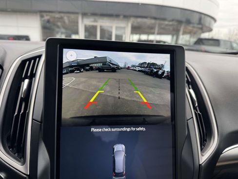 Used 2022 Ford Edge SEL w/ Convenience Package image 29