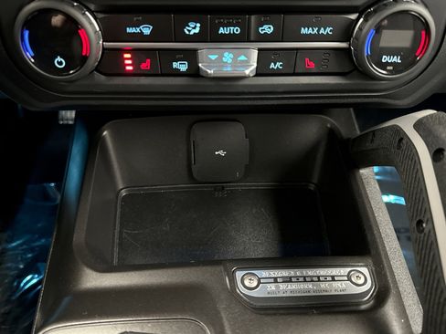 Used 2023 Ford Bronco Outer Banks image 17