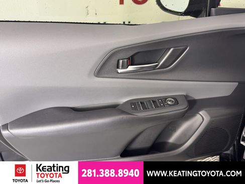 Certified 2024 Toyota Prius XLE FWD image 13