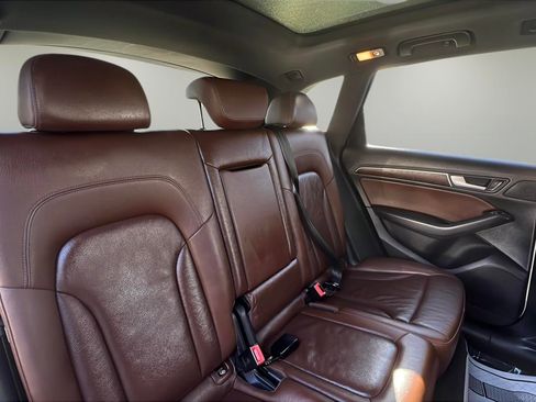 Used 2017 Audi Q5 2.0T Premium image 14