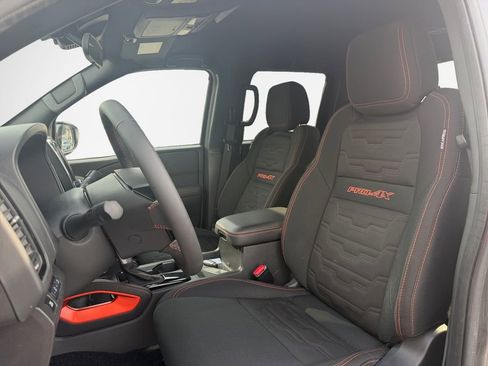 Used 2024 Nissan Frontier PRO-4X w/ Technology Package image 12