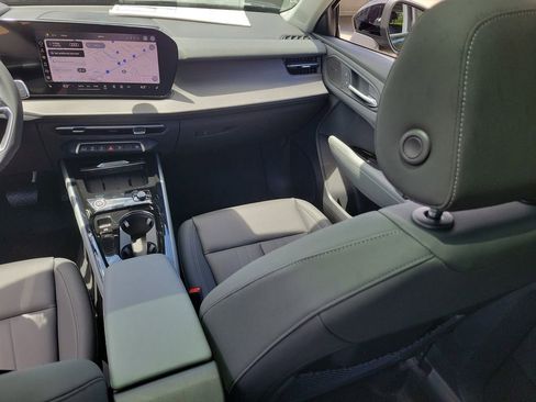 New 2026 Audi Q3 quattro 2.0T AWD/4WD image 23