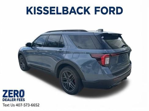 Used 2026 Ford Explorer ST-Line w/ ST-Line Street Pack RWD image 6