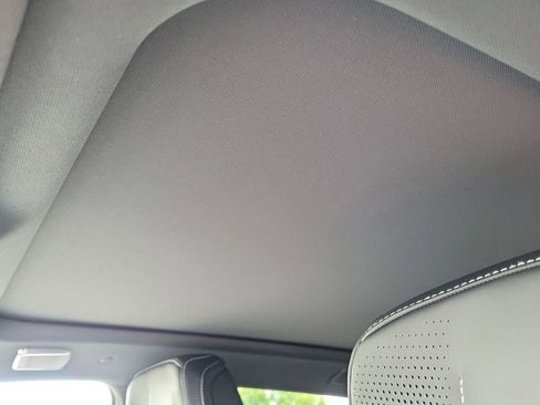 New 2026 Cadillac Lyriq V image 12