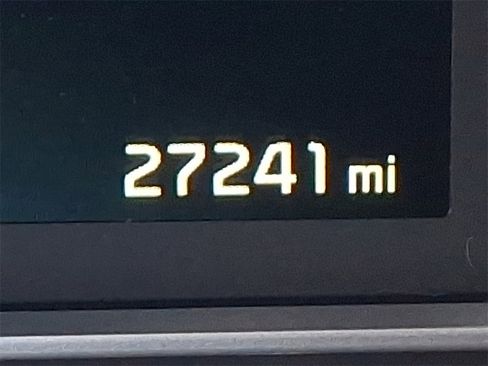 Used 2022 Kia Sorento S image 22