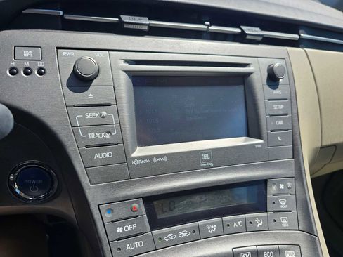 Used 2012 Toyota Prius Four image 29