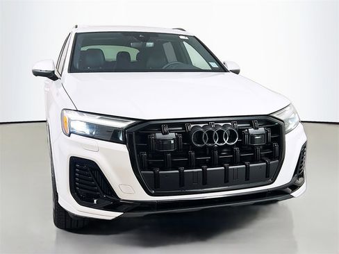 New 2026 Audi Q7 3.0T Premium Plus image 2