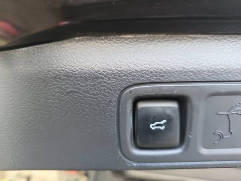 Used 2024 Ford Expedition Limited AWD/4WD image 13