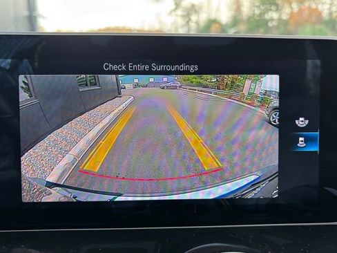 Certified 2021 Mercedes-Benz GLB 250 4MATIC image 50