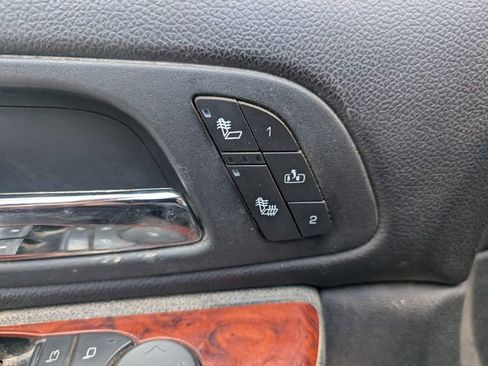 Used 2010 Chevrolet Silverado 1500 LTZ w/ Convenience Package image 3