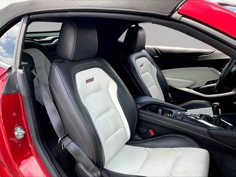 Used 2019 Chevrolet Camaro SS RWD image 25