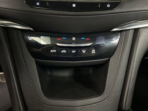 Certified 2020 Cadillac XT5 Sportv AWD/4WD image 17