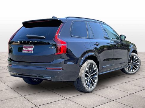 New 2026 Volvo XC90 T8 Ultra w/ Protection Package AWD/4WD image 4